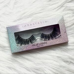 NIB False Lashes by Anastasia Beverly Hills‎